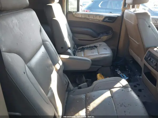 1GNSKHKC2HR317544 2017 CHEVROLET SUBURBAN - Image 8