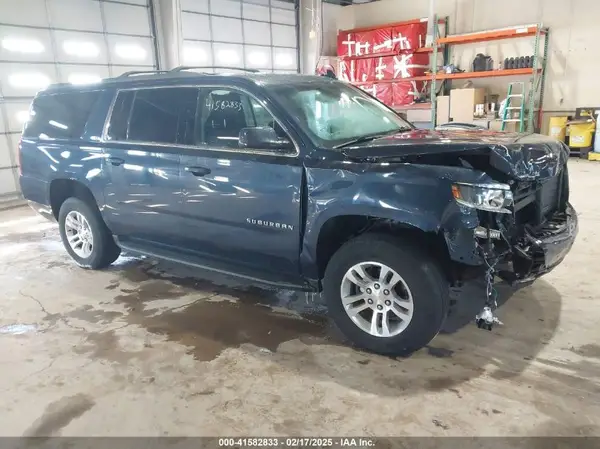 1GNSKHKC2HR392132 2017 CHEVROLET SUBURBAN - Image 1