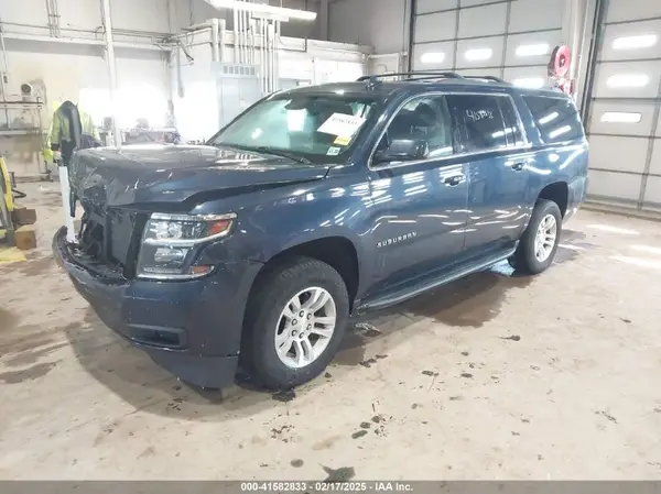 1GNSKHKC2HR392132 2017 CHEVROLET SUBURBAN - Image 2
