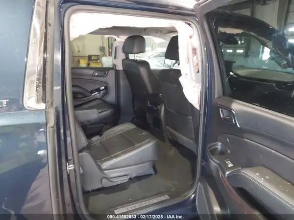 1GNSKHKC2HR392132 2017 CHEVROLET SUBURBAN - Image 8