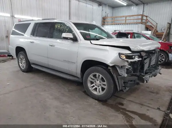 1GNSKHKC2JR201282 2018 CHEVROLET SUBURBAN - Image 1