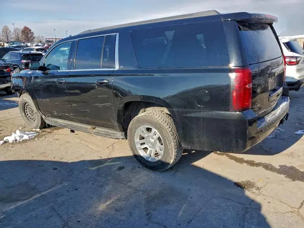 1GNSKHKC2JR237070 2018 CHEVROLET SUBURBAN - Image 2