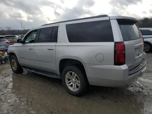 1GNSKHKC2JR299858 2018 CHEVROLET SUBURBAN - Image 2