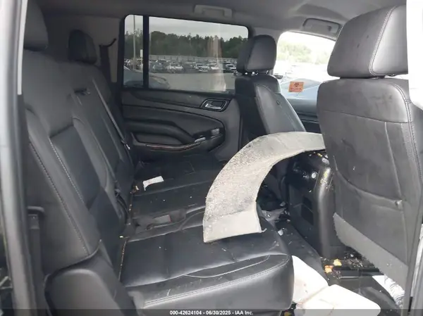 1GNSKHKC2JR362117 2018 CHEVROLET SUBURBAN - Image 8