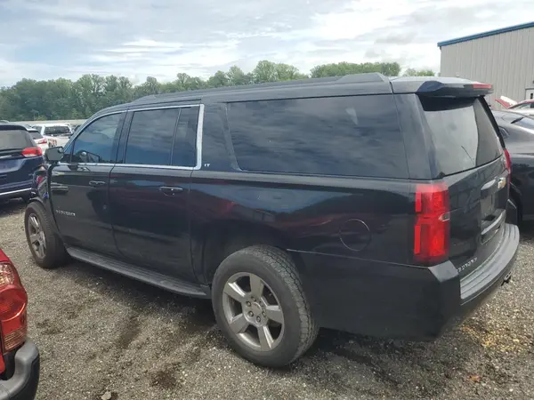 1GNSKHKC2JR381167 2018 CHEVROLET SUBURBAN - Image 2
