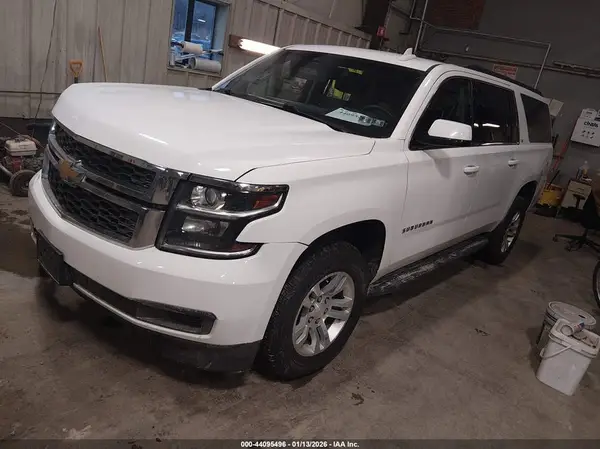 1GNSKHKC2KR129453 2019 CHEVROLET SUBURBAN - Image 2