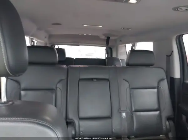 1GNSKHKC2KR144342 2019 CHEVROLET SUBURBAN - Image 8