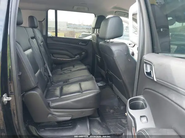 1GNSKHKC2KR157639 2019 CHEVROLET SUBURBAN - Image 8