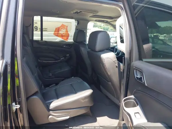 1GNSKHKC2KR294533 2019 CHEVROLET SUBURBAN - Image 8