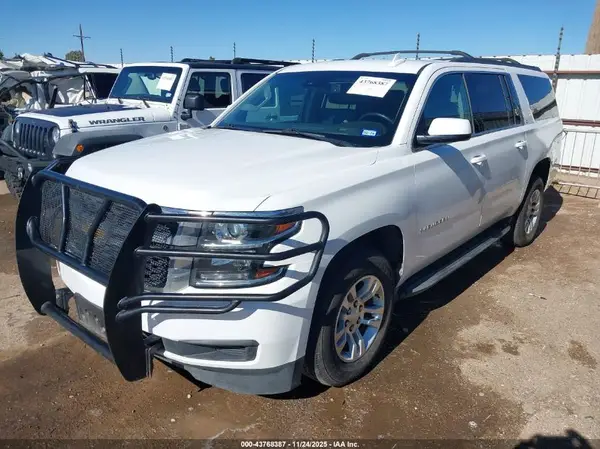 1GNSKHKC2KR376665 2019 CHEVROLET SUBURBAN - Image 2