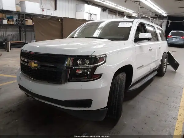 1GNSKHKC2KR394972 2019 CHEVROLET SUBURBAN - Image 2