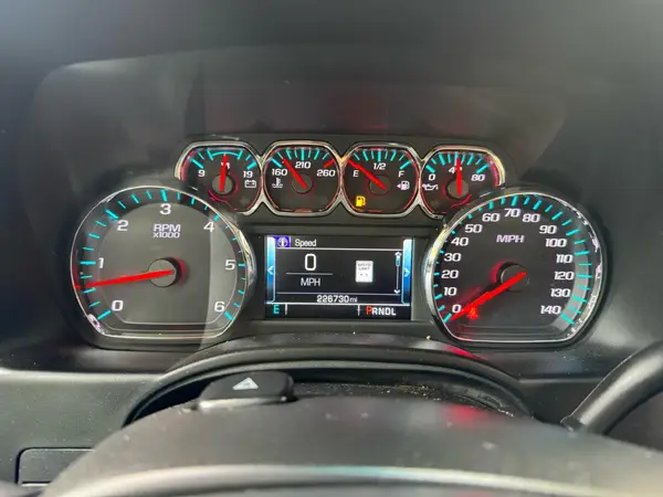 1GNSKHKC2KR408370 2019 CHEVROLET SUBURBAN - Image 8