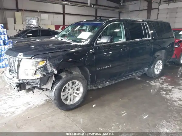 1GNSKHKC2LR111388 2020 CHEVROLET SUBURBAN - Image 2