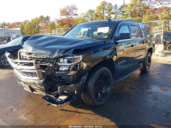 1GNSKHKC2LR176418 2020 CHEVROLET SUBURBAN - Image 2
