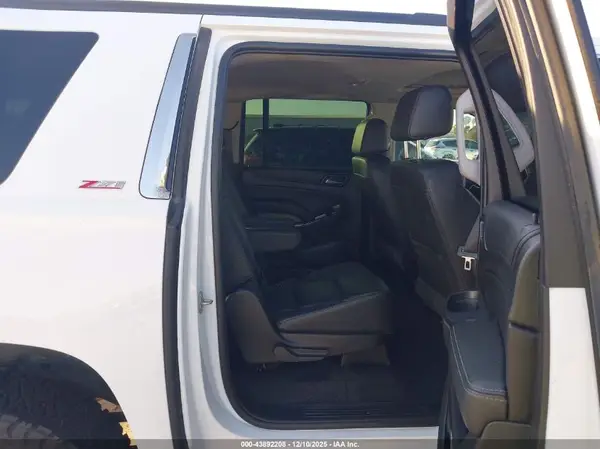 1GNSKHKC2LR222877 2020 CHEVROLET SUBURBAN - Image 8