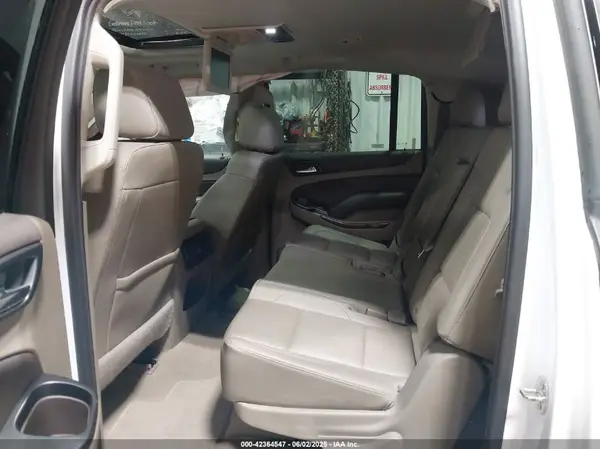 1GNSKHKC2LR248041 2020 CHEVROLET SUBURBAN - Image 8
