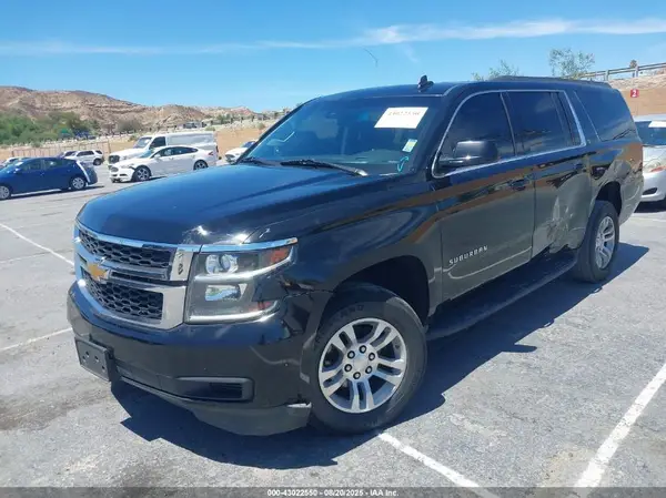 1GNSKHKC2LR248296 2020 CHEVROLET SUBURBAN - Image 2