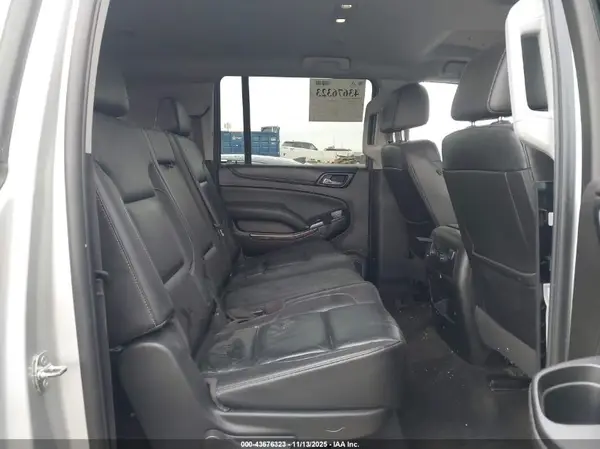1GNSKHKC3GR121157 2016 CHEVROLET SUBURBAN - Image 8