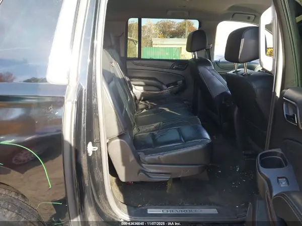 1GNSKHKC3HR115439 2017 CHEVROLET SUBURBAN - Image 8