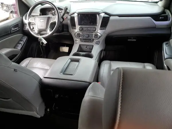 1GNSKHKC3HR136002 2017 CHEVROLET SUBURBAN - Image 8