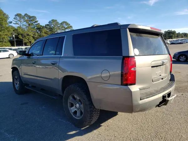 1GNSKHKC3HR142995 2017 CHEVROLET SUBURBAN - Image 2