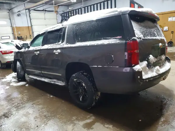 1GNSKHKC3HR146609 2017 CHEVROLET SUBURBAN - Image 2