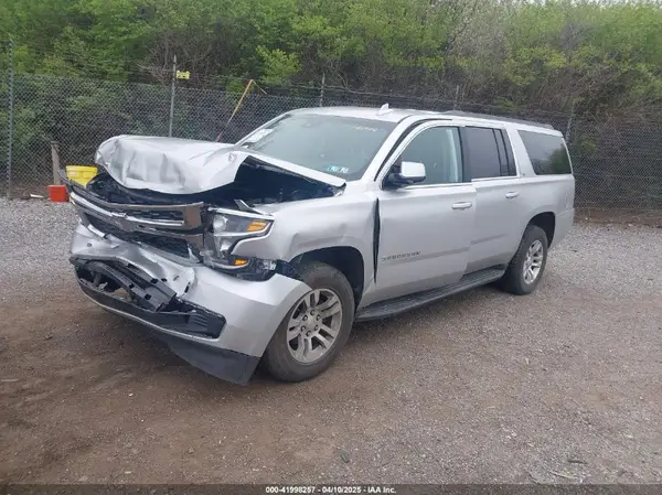 1GNSKHKC3HR191078 2017 CHEVROLET SUBURBAN - Image 2