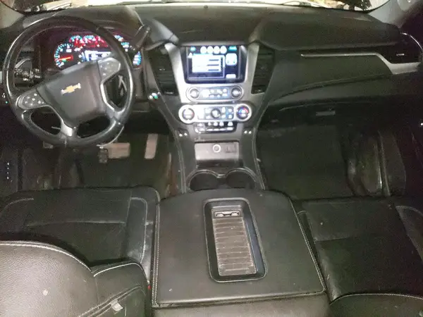 1GNSKHKC3HR262957 2017 CHEVROLET SUBURBAN - Image 8