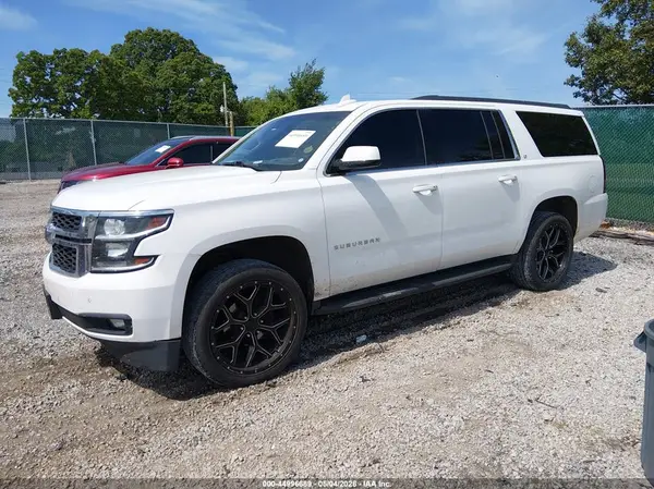 1GNSKHKC3HR270248 2017 CHEVROLET SUBURBAN - Image 2