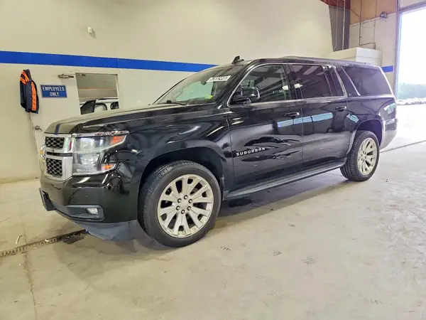 1GNSKHKC3HR301661 2017 CHEVROLET SUBURBAN - Image 1