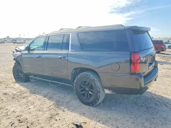1GNSKHKC3HR304530 2017 CHEVROLET SUBURBAN - Image 2