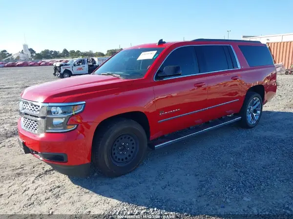 1GNSKHKC3HR315155 2017 CHEVROLET SUBURBAN - Image 2