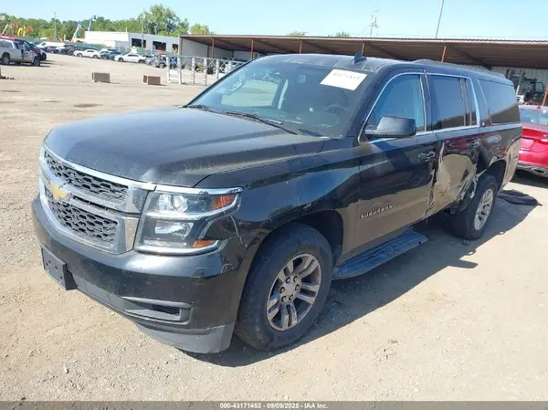1GNSKHKC3HR325166 2017 CHEVROLET SUBURBAN - Image 2