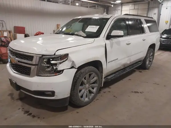 1GNSKHKC3HR343201 2017 CHEVROLET SUBURBAN - Image 2