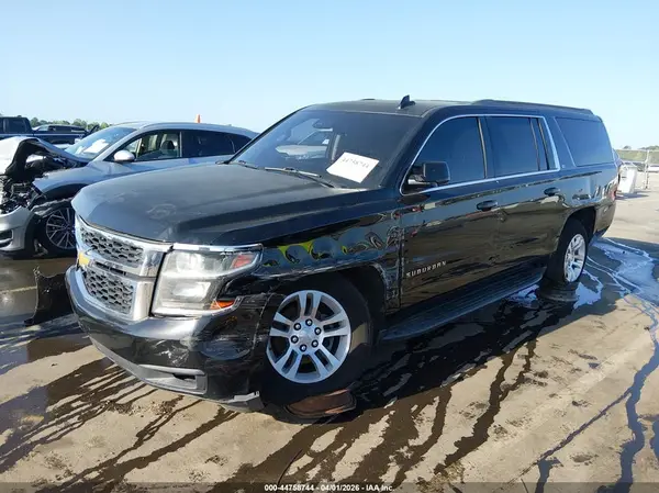 1GNSKHKC3JR107007 2018 CHEVROLET SUBURBAN - Image 2