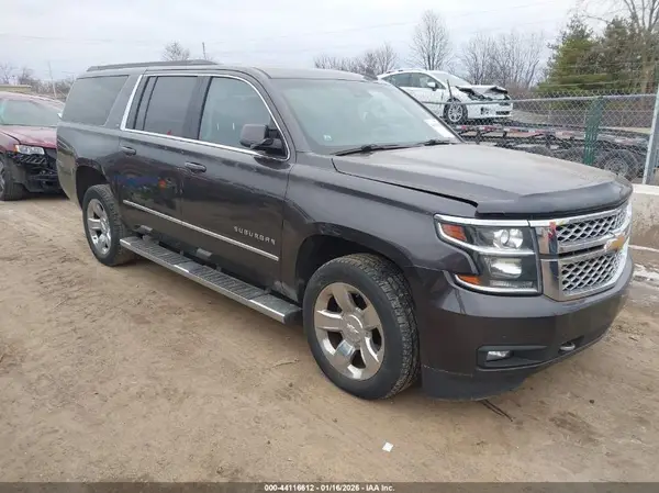 1GNSKHKC3JR157275 2018 CHEVROLET SUBURBAN - Image 1