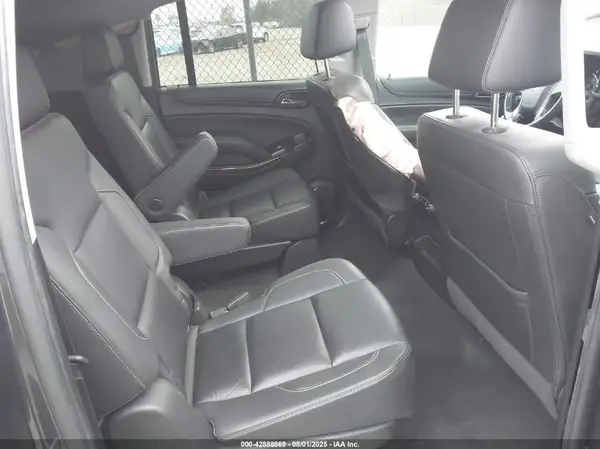 1GNSKHKC3JR276833 2018 CHEVROLET SUBURBAN - Image 8