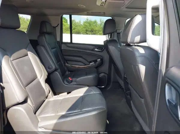 1GNSKHKC3JR283748 2018 CHEVROLET SUBURBAN - Image 8