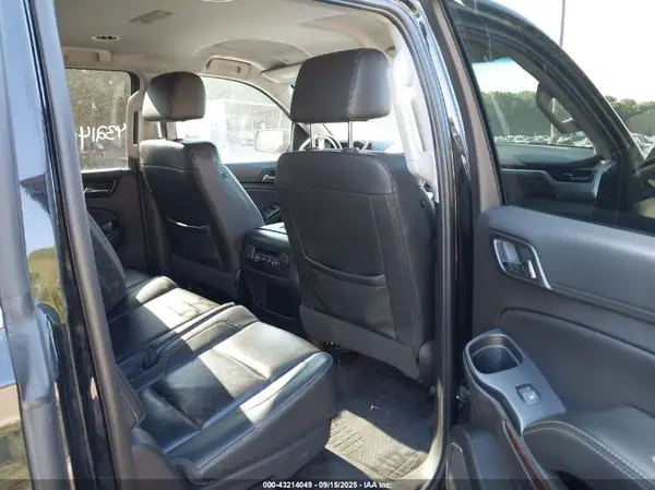 1GNSKHKC3KR143958 2019 CHEVROLET SUBURBAN - Image 8