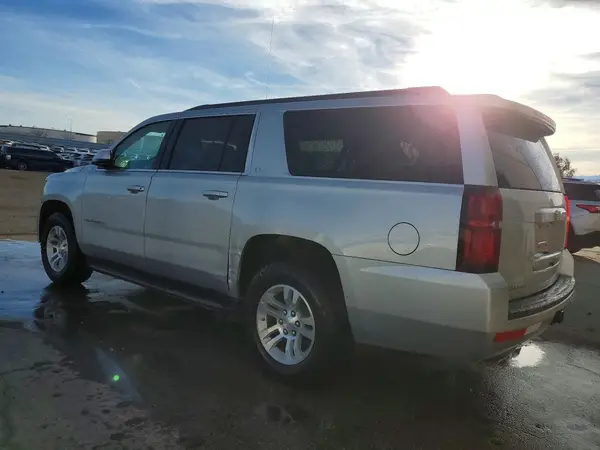 1GNSKHKC3KR144026 2019 CHEVROLET SUBURBAN - Image 2