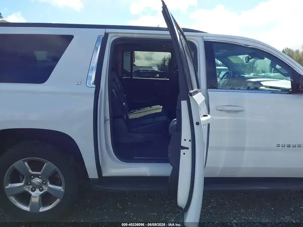 1GNSKHKC3KR217900 2019 CHEVROLET SUBURBAN - Image 8