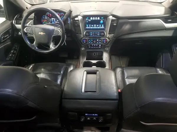 1GNSKHKC3KR369594 2019 CHEVROLET SUBURBAN - Image 8