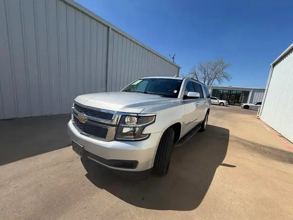 1GNSKHKC3KR392583 2019 CHEVROLET SUBURBAN - Image 2