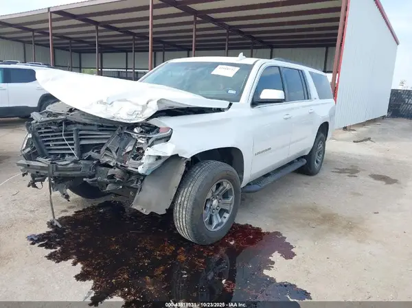 1GNSKHKC3LR166142 2020 CHEVROLET SUBURBAN - Image 2