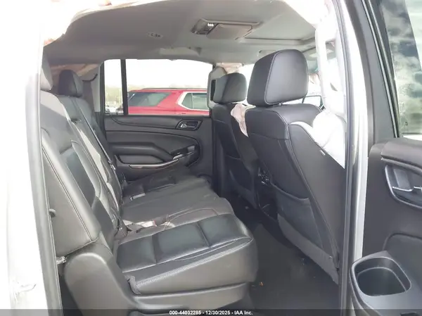 1GNSKHKC4GR157651 2016 CHEVROLET SUBURBAN - Image 8