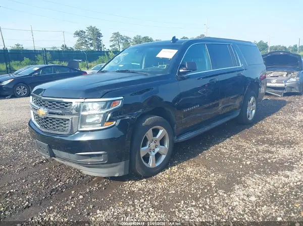 1GNSKHKC4GR190407 2016 CHEVROLET SUBURBAN - Image 2