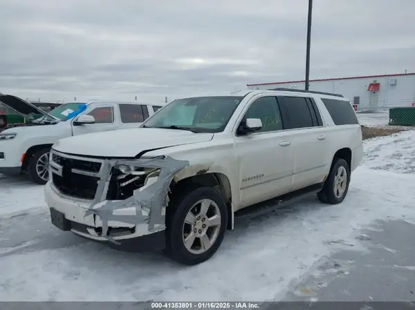1GNSKHKC4GR204838 2016 CHEVROLET SUBURBAN - Image 2
