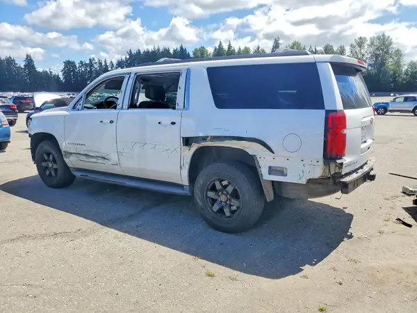1GNSKHKC4GR228587 2016 CHEVROLET SUBURBAN - Image 2