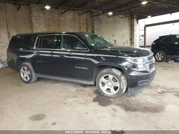 1GNSKHKC4GR260035 2016 CHEVROLET SUBURBAN - Image 1