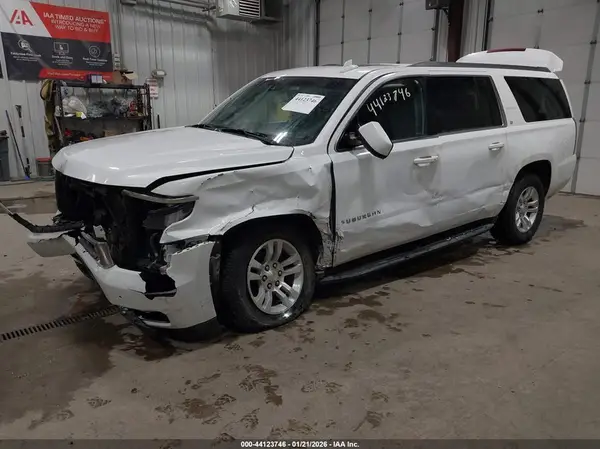1GNSKHKC4GR363066 2016 CHEVROLET SUBURBAN - Image 2